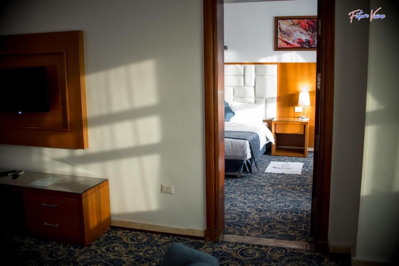 Rehana Plaza Hotel Kahire Dış mekan fotoğraf A room at the hotel