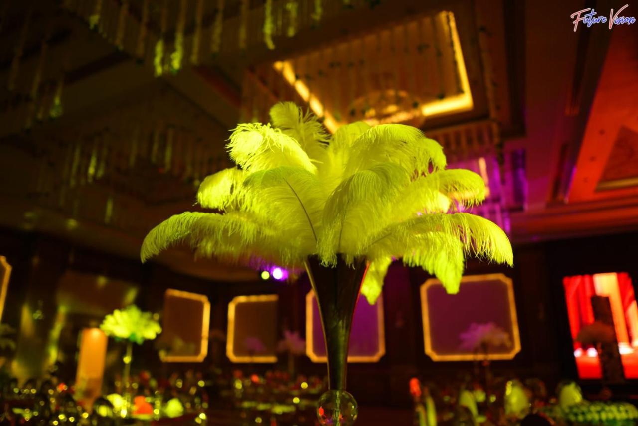 Rehana Plaza Hotel Kahire Dış mekan fotoğraf The interior of the nightclub