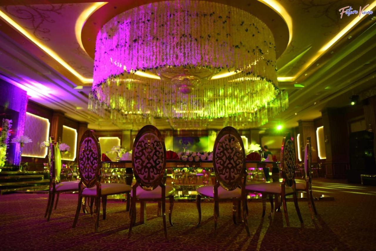 Rehana Plaza Hotel Kahire Dış mekan fotoğraf The interior of the hotel