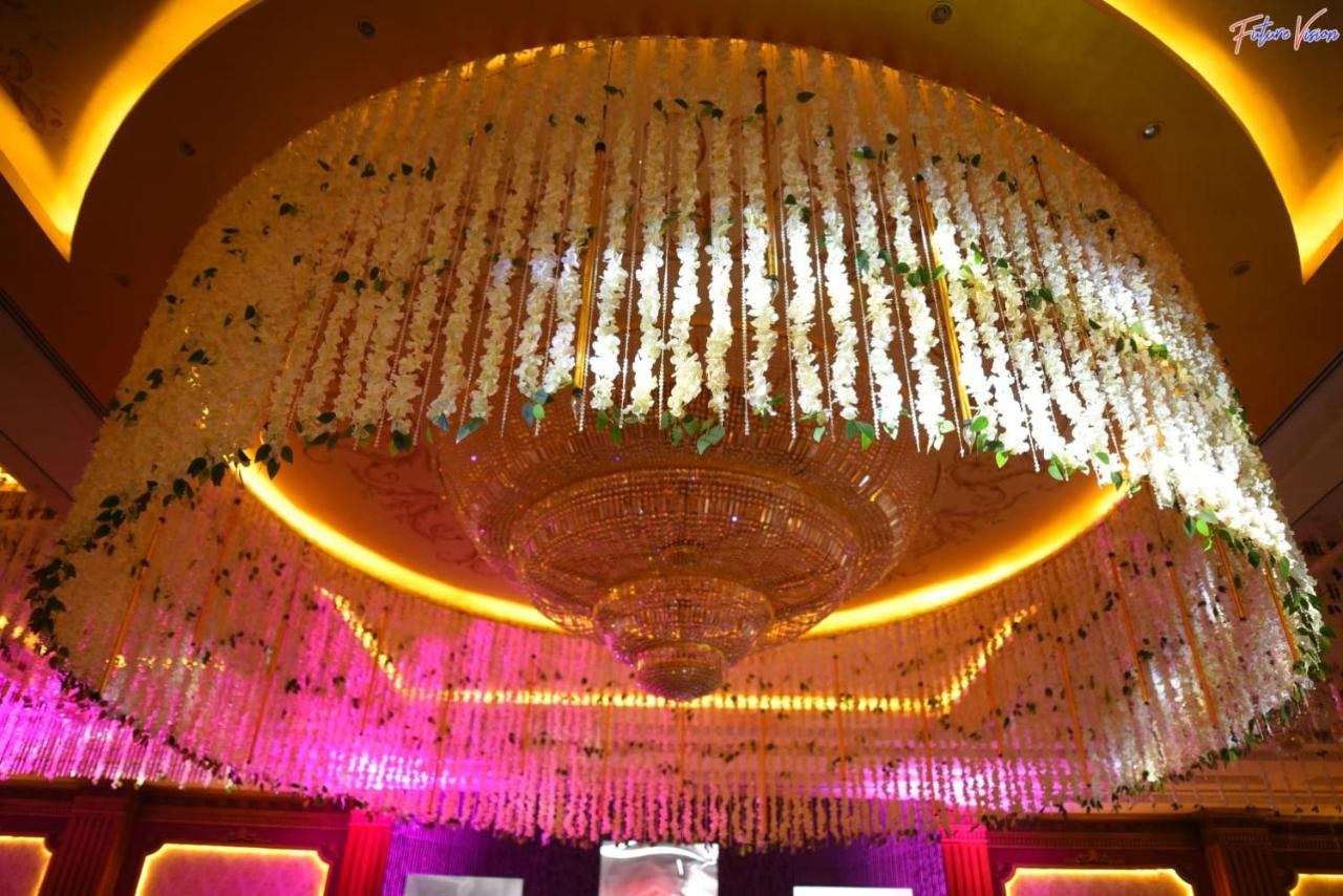 Rehana Plaza Hotel Kahire Dış mekan fotoğraf The interior of the main hall