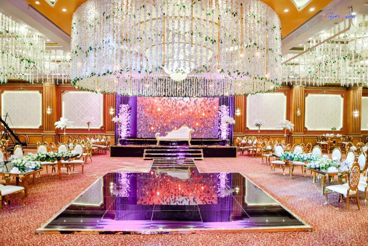 Rehana Plaza Hotel Kahire Dış mekan fotoğraf The ballroom of the hotel