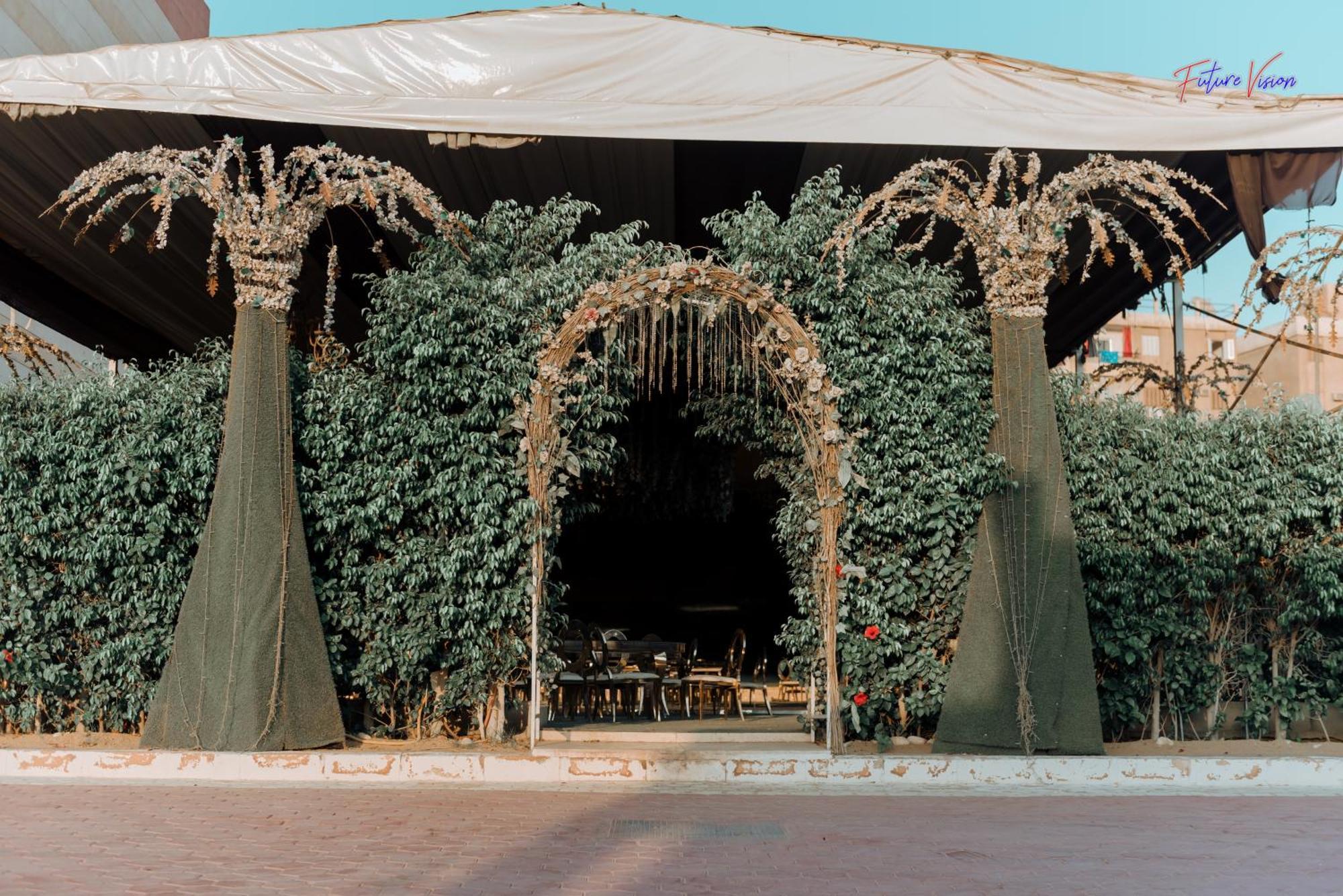 Rehana Plaza Hotel Kahire Dış mekan fotoğraf The entrance to the 1994 Cannes Film Festival