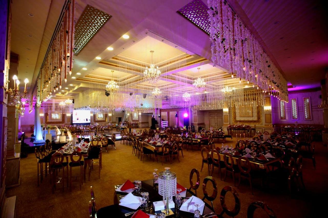 Rehana Plaza Hotel Kahire Dış mekan fotoğraf The 2011 awards ceremony
