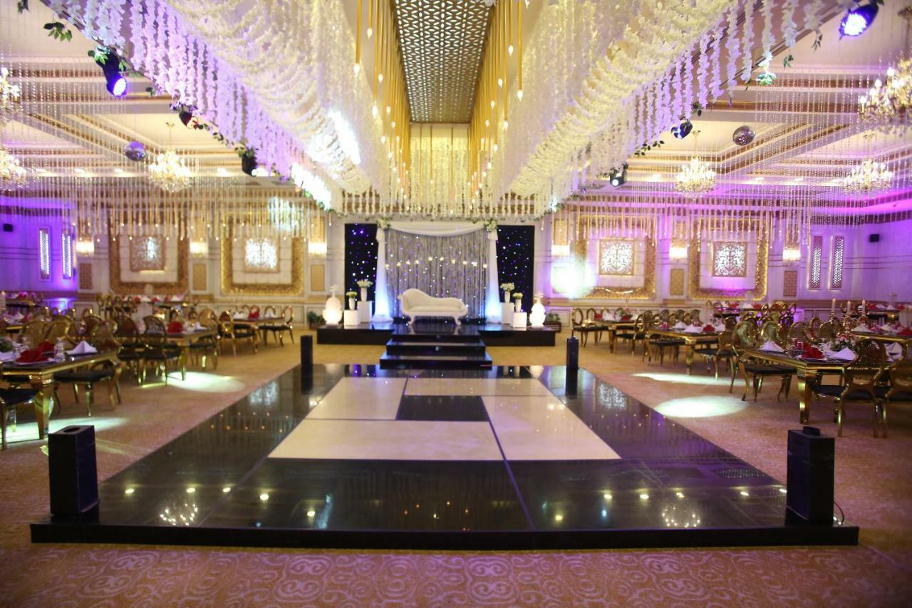 Rehana Plaza Hotel Kahire Dış mekan fotoğraf The ballroom